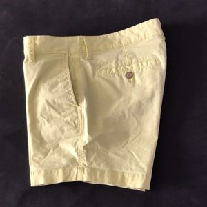 Khakis by GAP Girlfriend 5" Yellow Shorts | 2/26
